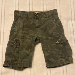 Boys Levi’s shorts
